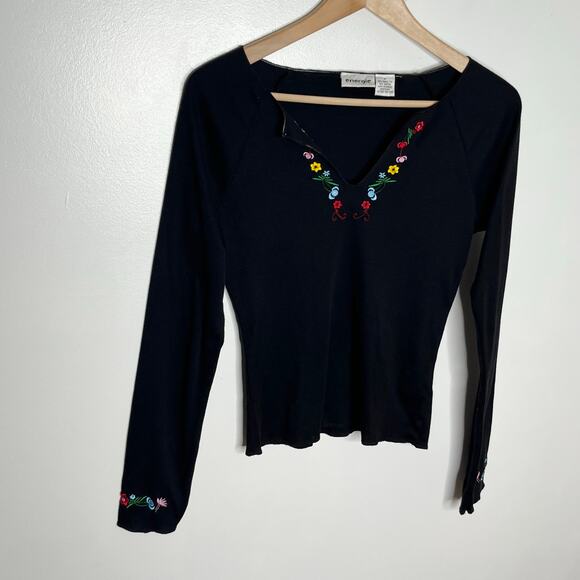 Vintage Y2K Energie Long Sleeve Embroidered Tee Womens Medium Black Floral - Picture 2 of 10